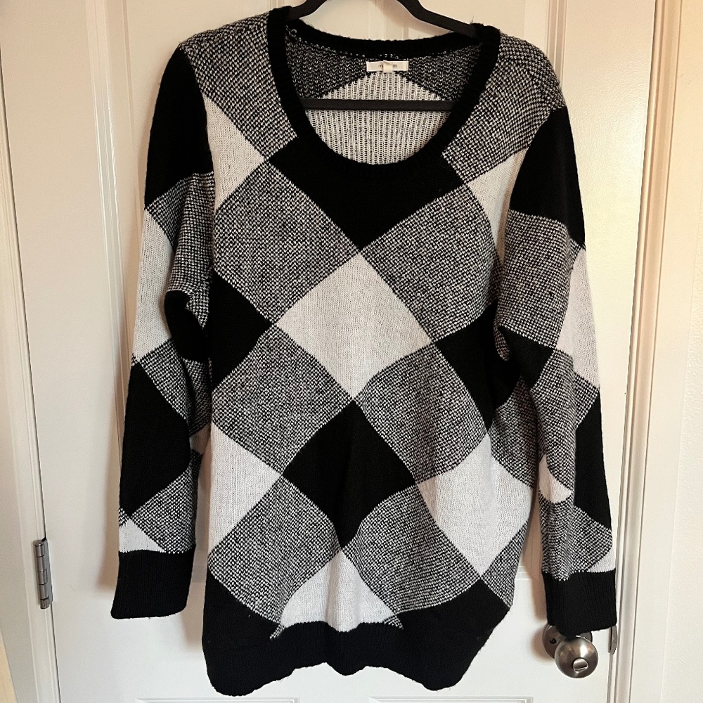 Maurices sweater